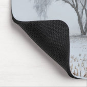 孤独な木に霜が降りる マウスパッド (コーナー)