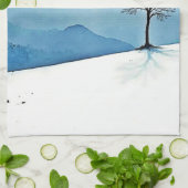 孤独な木: 静謐な満月の沈黙アート キッチンタオル (折り畳み)