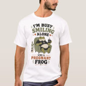 孤独を愛する人への面白い内向型カエルデザイン Tシャツ (正面)