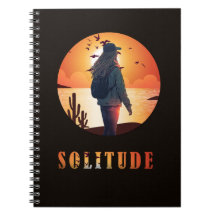 孤独、女の子は夕日のバックアップと立つ