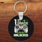 学年レベルのロック解除ゲーマー小学生の最初の日 キーホルダー (正面)