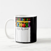 学校おもしろいの最終日がシャツのサインG コーヒーマグカップ (左)