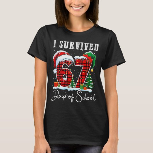 学校でクリスマスのキャンディケイン67日間を乗り切った Tシャツ (正面)