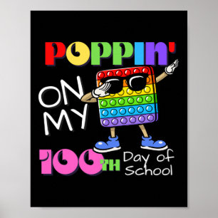 学校で100日目のポッピンかわいいフィジットのおもちゃだ ポスター