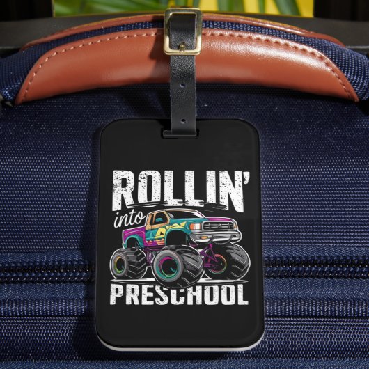 学校に戻るプリスクールのモンスタートラックにローリン ラゲッジタグ (正面インサイチュ2)