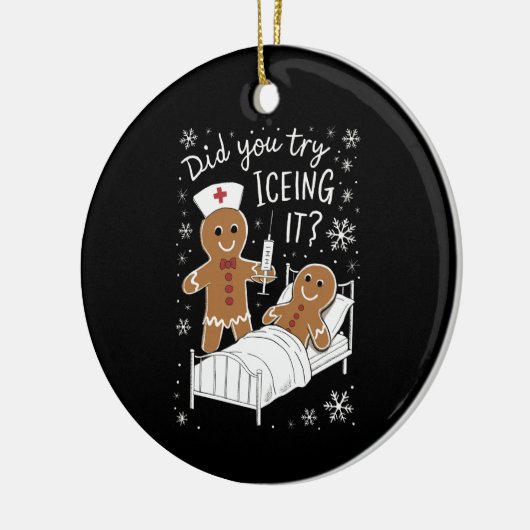 学校のクリスマスクッキーをアイシングしてみたナース セラミックオーナメント (左)