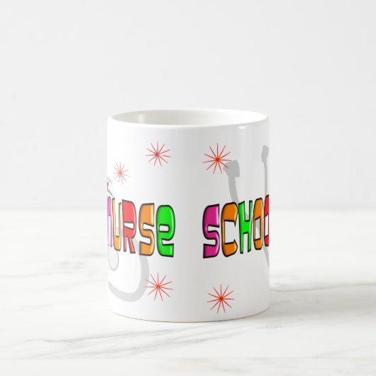 学校のナースのギフト及びTシャツ コーヒーマグカップ (中央)