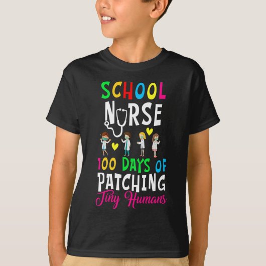 学校のナース100日のパッチ小さな人間のおもしろい Tシャツ (正面)