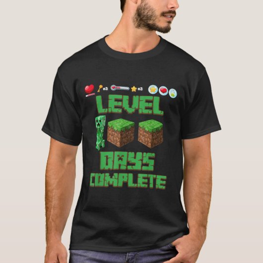 学校のレベル100日のロック解除されたゲームピクセル100 Tシャツ (正面)