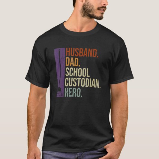学校の保護者の夫のためのメンズの清掃員 Tシャツ (正面)