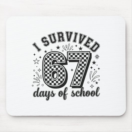 学校の先生と67日間を生き延びた_5 マウスパッド (正面)