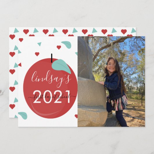 学校の初日Apple Redスクリプトフォトカード 招待状 (正面/裏面)