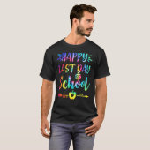 学校の学生と絞り染めの幸せな最終日 Tシャツ (正面フル)