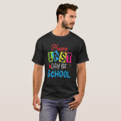 学校の最後の日の夏の休暇をSchoに戻す幸せ Tシャツ (正面フル)
