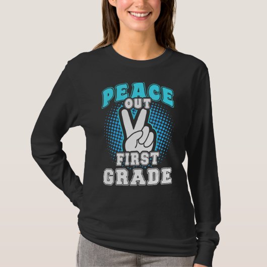 学校の最後の日の平和アウト1年生先生K Tシャツ (正面)