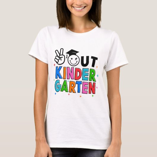 学校の最後の日の退院幼稚園卒業 Tシャツ (正面)