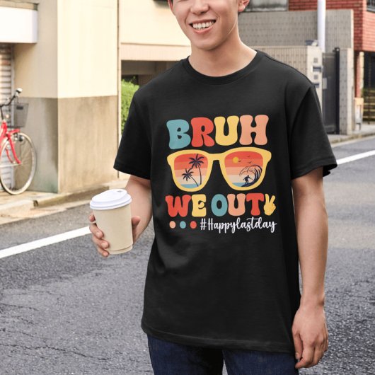 学校の最後の日は幸せだった Tシャツ