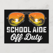 学校の最終日に勤務外のスクールアードのサングラス ポストカード (正面)