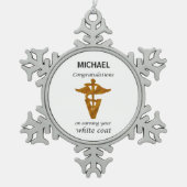 学校の獣医ホワイトコート式 スノーフレークピューターオーナメント (正面)