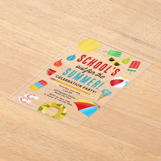学校の終わりおもしろいキッズサマープールパーティー アクリル招待状 (レイダウン)