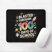 学校の100日目の少年の100日を通してブラストした マウスパッド (マウス)