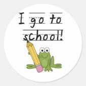 学校のTシャツやプレゼントに行くカエル ラウンドシール (正面)