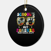 学校は永遠に引退2024 セラミックオーナメント (左)
