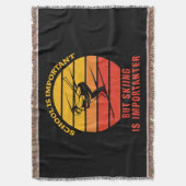 学校は重要だがスキーは重要だ スローブランケット (正面縦)