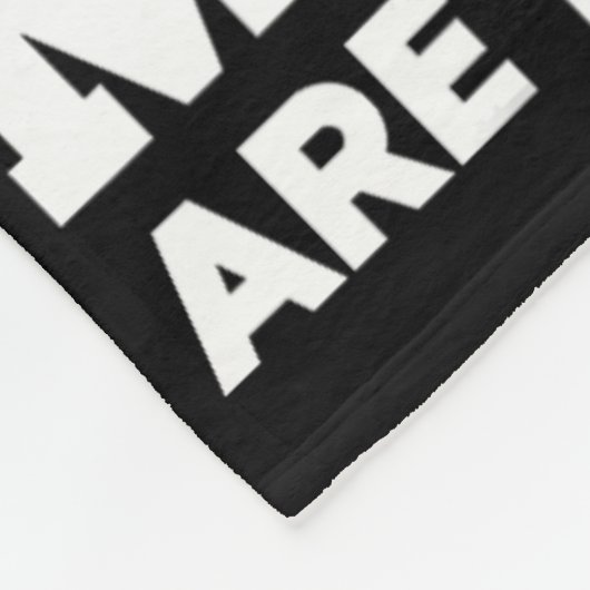 学校は重要だが筋肉は重要だ フリースブランケット (角)