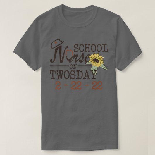 学校ナース22222年2月22日N Tシャツ (デザイン正面)