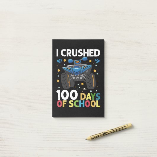 学校モンスタートラックの日100人を粉砕した ポストイット (デスク上)