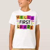 学校レトロに戻る1年生こんにちは Tシャツ (正面)