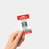 学校先生IDバッジテンプレートとバーコードレッド バッジ (Handheld)