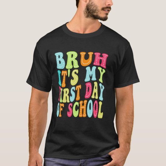 学校初日だよ!先生と子供たちTバック Tシャツ (正面)