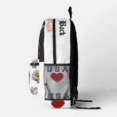 「学校日が戻った」 プリントバックパック (右)