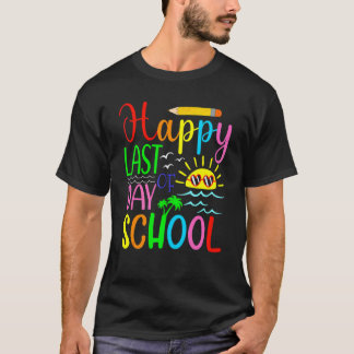 学校最後の日おめでとう 生徒と先生 2 Tシャツ