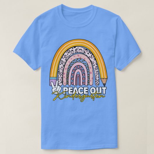 学校最後の日ピースアウト幼稚園先生 Tシャツ (デザイン正面)