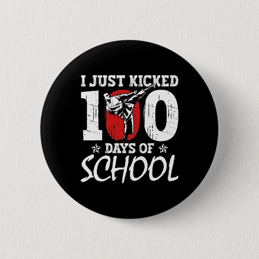 学校武術アーツ空手の100日を蹴った 缶バッジ (正面)