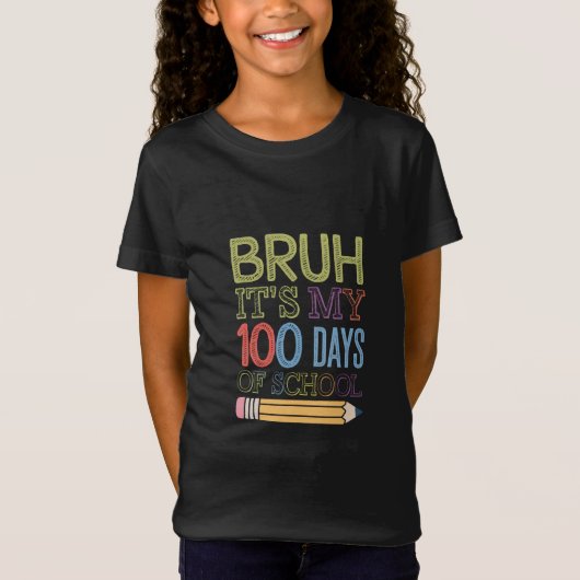 学校生活が100日目だなんて！100日目の学校で使う面白グッズ Tシャツ (正面)