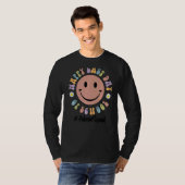 学校管理分隊の最終日のかわいい幸せ Tシャツ (正面フル)