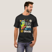 学校給食の1年生1日目に爆破する Tシャツ (正面フル)