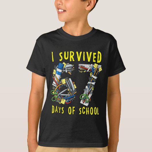 学校100日目おめでとう 67 + 33 日生き残った 算数T Tシャツ (正面)