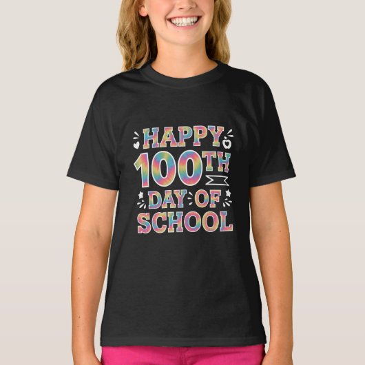 学校100日目のハッピータイダイ レインボー Tシャツ (正面)