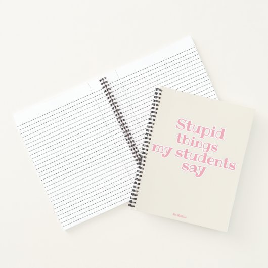 学生がピンクの贈り物を言う愚かおもしろいなもの ノートブック (内部)