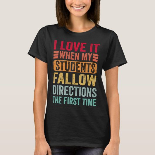 学生がFを指す後を追と大好き Tシャツ (正面)