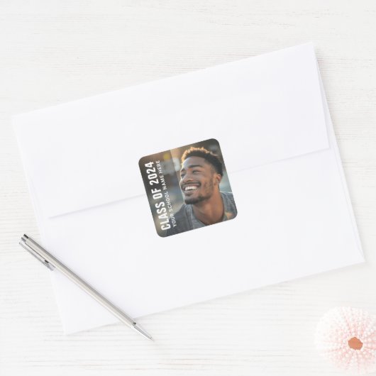 学生の卒業モダンのダークオーバーレイ写真 スクエアシール (封筒)