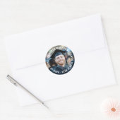 学生の卒業写真 現代風 フルサイズ ラウンドシール (封筒)