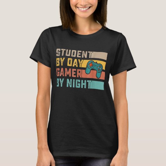 学生バイデイゲーマーバイナイトゲーマーミーム Tシャツ (正面)
