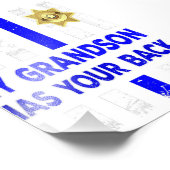 孫がギフトを持っている警察官祖父母 フォトプリント            (角)