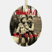 孫がクリスマスに人生のグランド写真を撮る セラミックオーナメント (右)